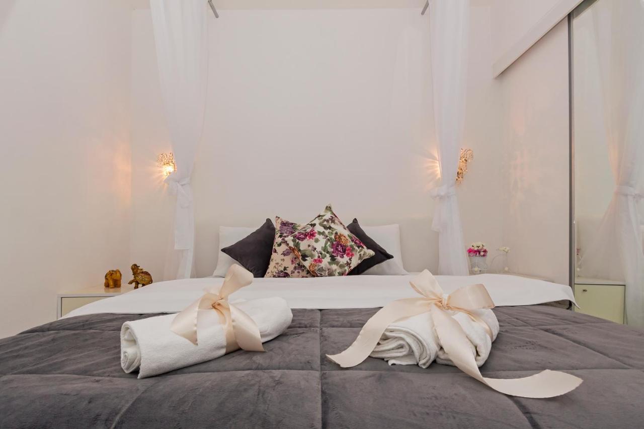 Tatjana Niche Apartman オフリド エクステリア 写真