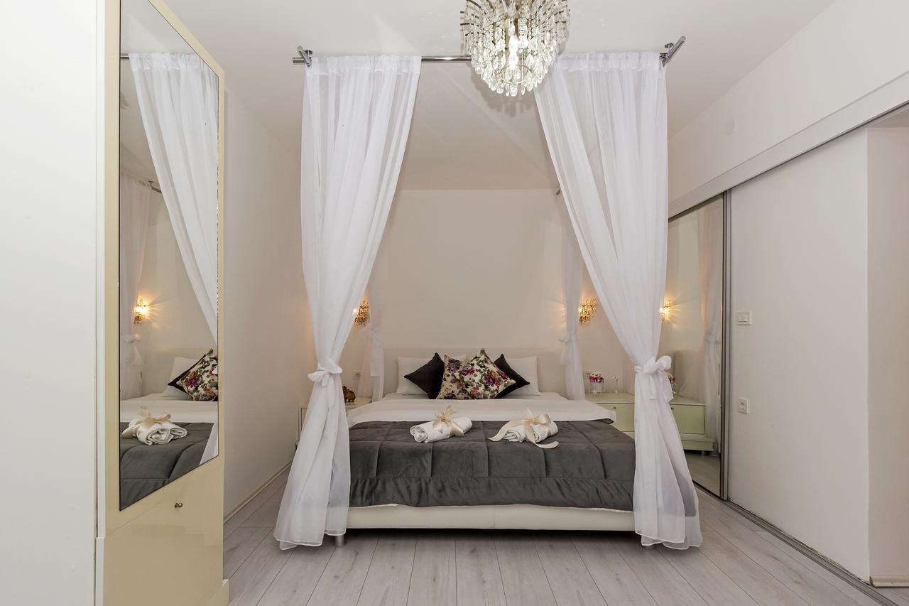 Tatjana Niche Apartman オフリド エクステリア 写真